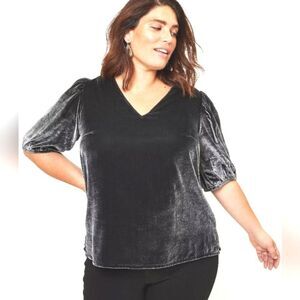 LOFT Crushed Velvet Top with Short Puff Sleeves, Flattering V-neckline, Size 22